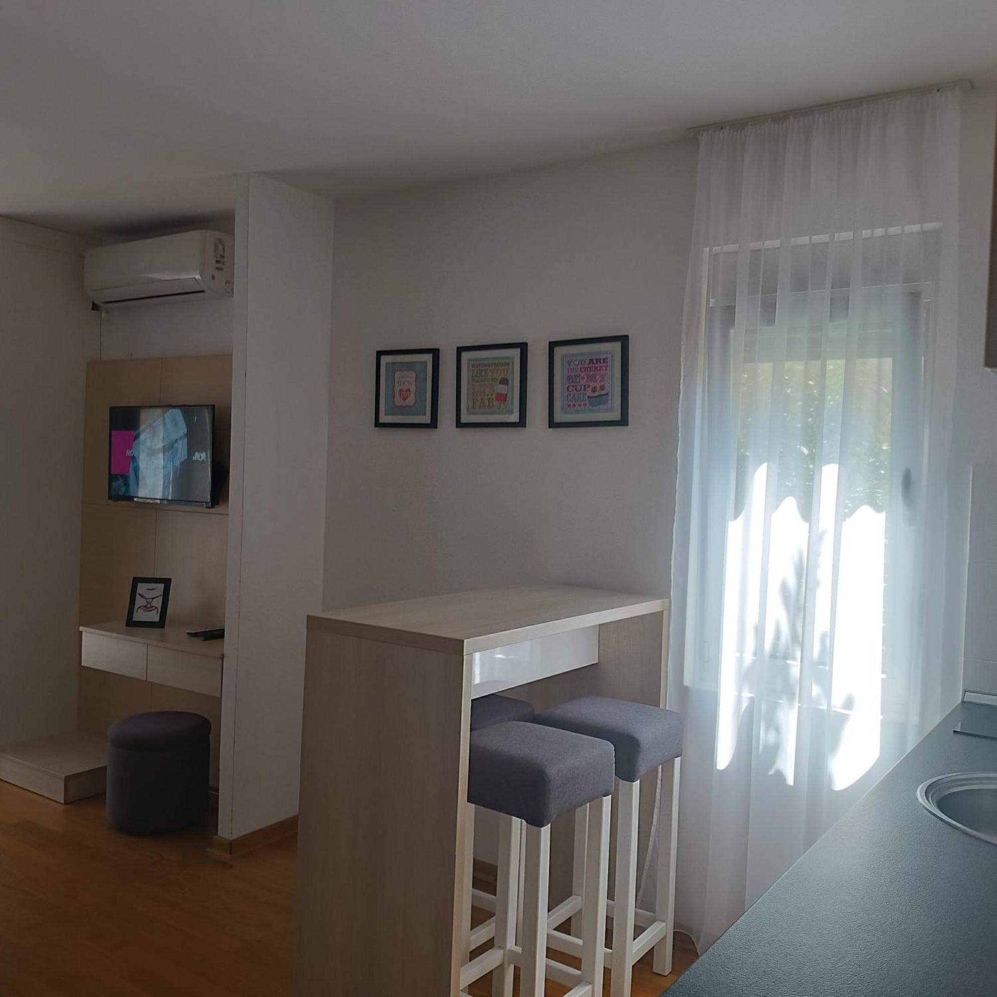 Apartments Karamarkovic Vrnjačka Banja Quarto foto